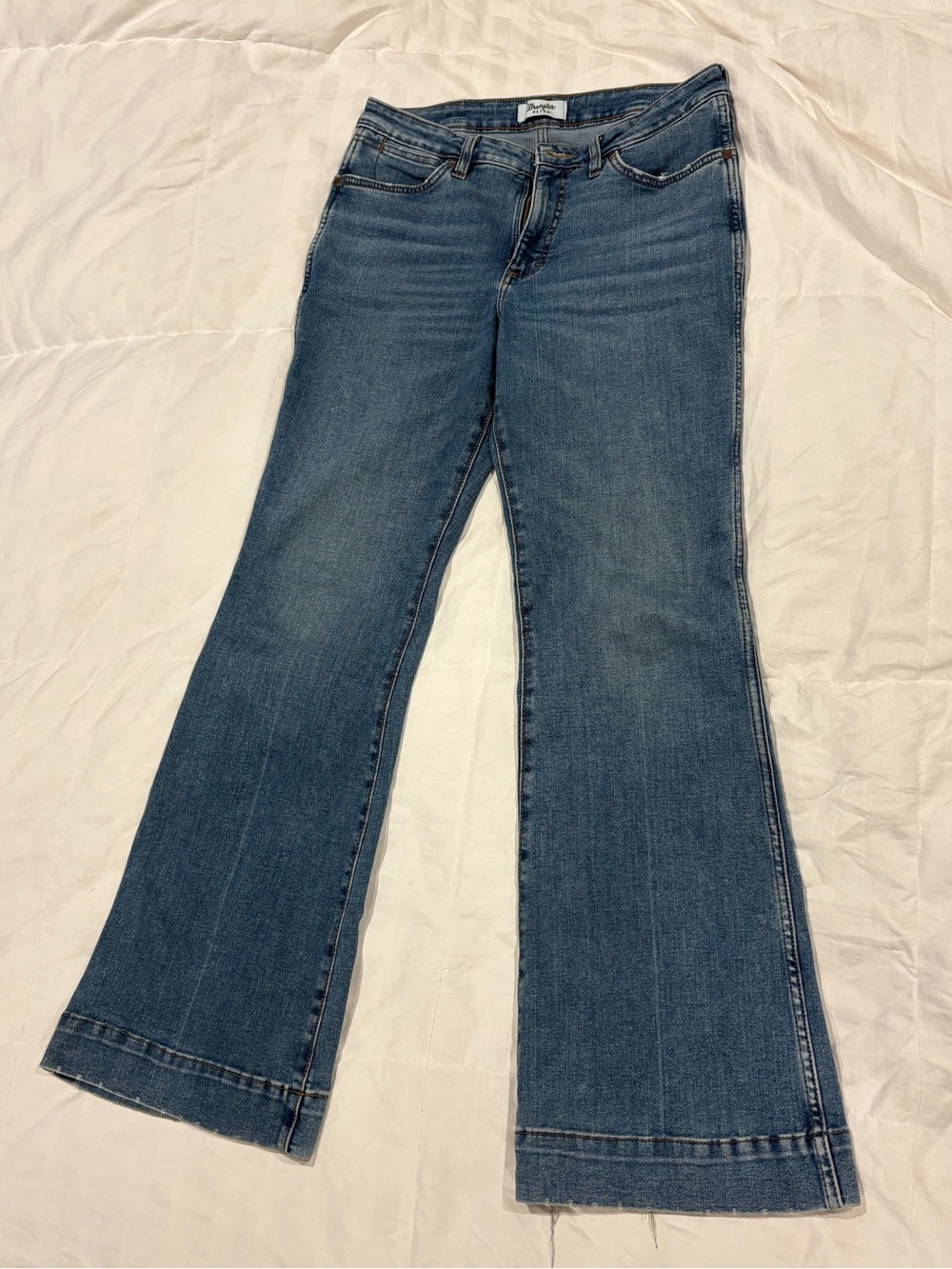 Wrangler Retro Women's Indigo Flare Jeans - Mid Wash